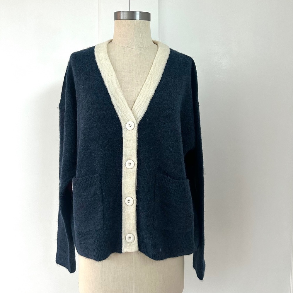 SUNDRY Heart Boxy Cardigan Sweater Midnight Cream Size 2 US M Navy Wool Blend